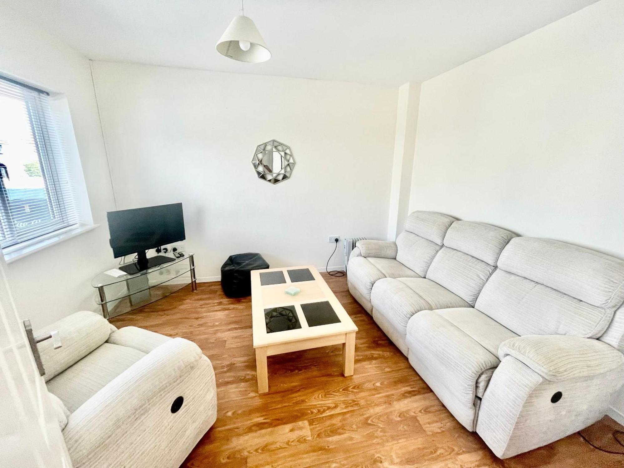 Cae Glas Apartments 홀리헤드 외부 사진