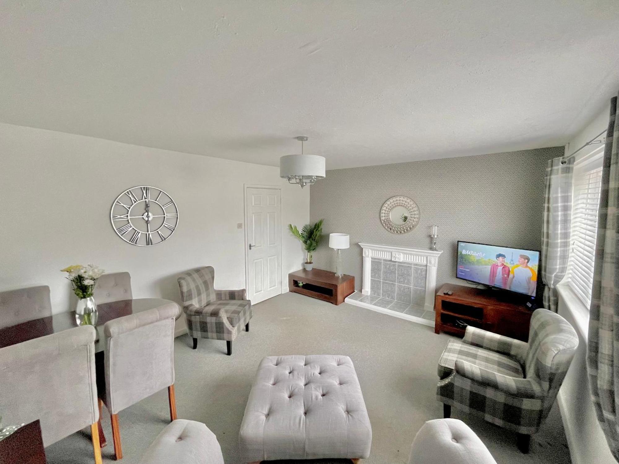 Cae Glas Apartments 홀리헤드 외부 사진